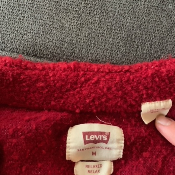 Levi's Oversized Red Sweater - Picture 3 of 4